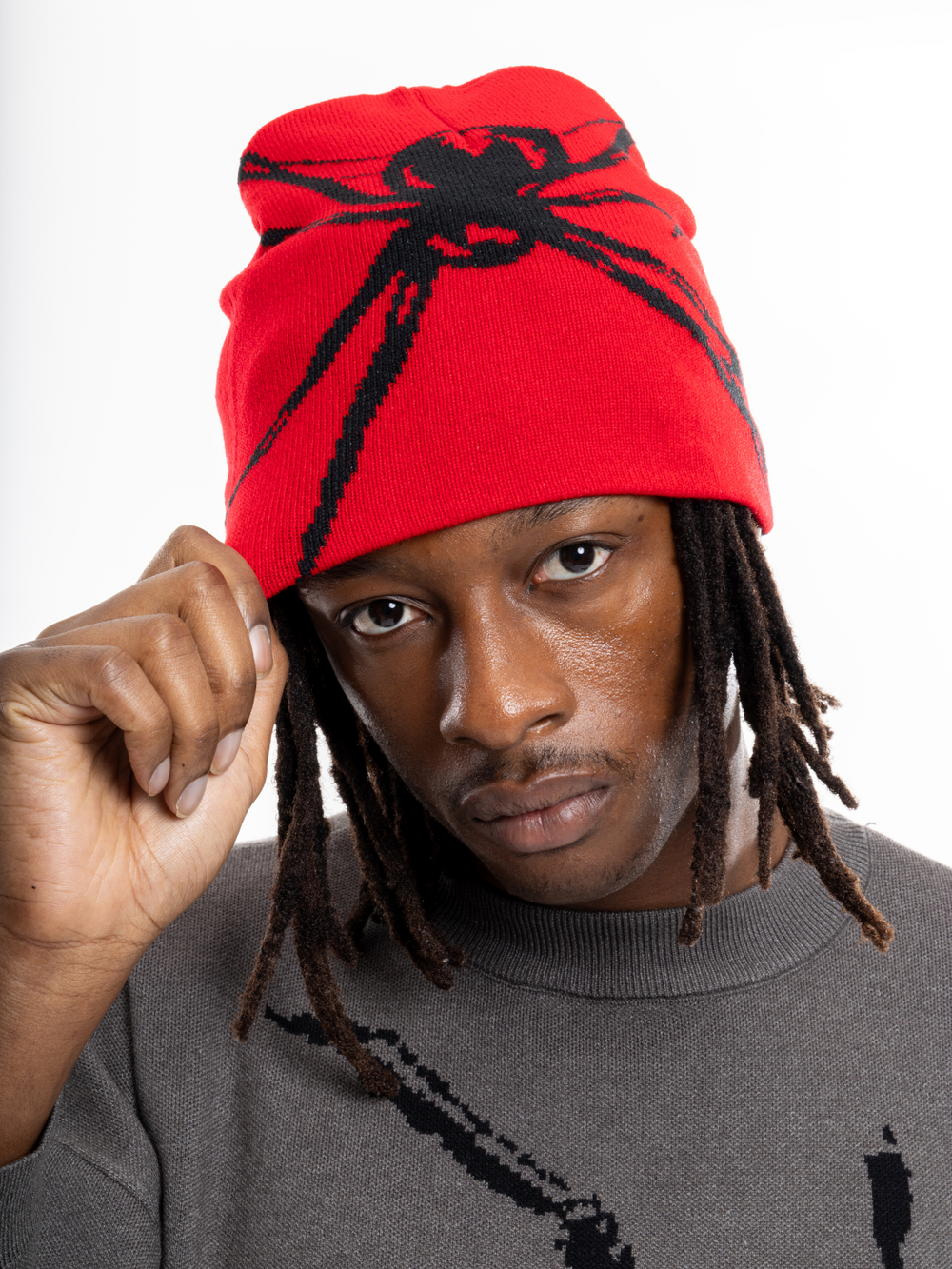 OVER5IZE "venom" BEANIE RED