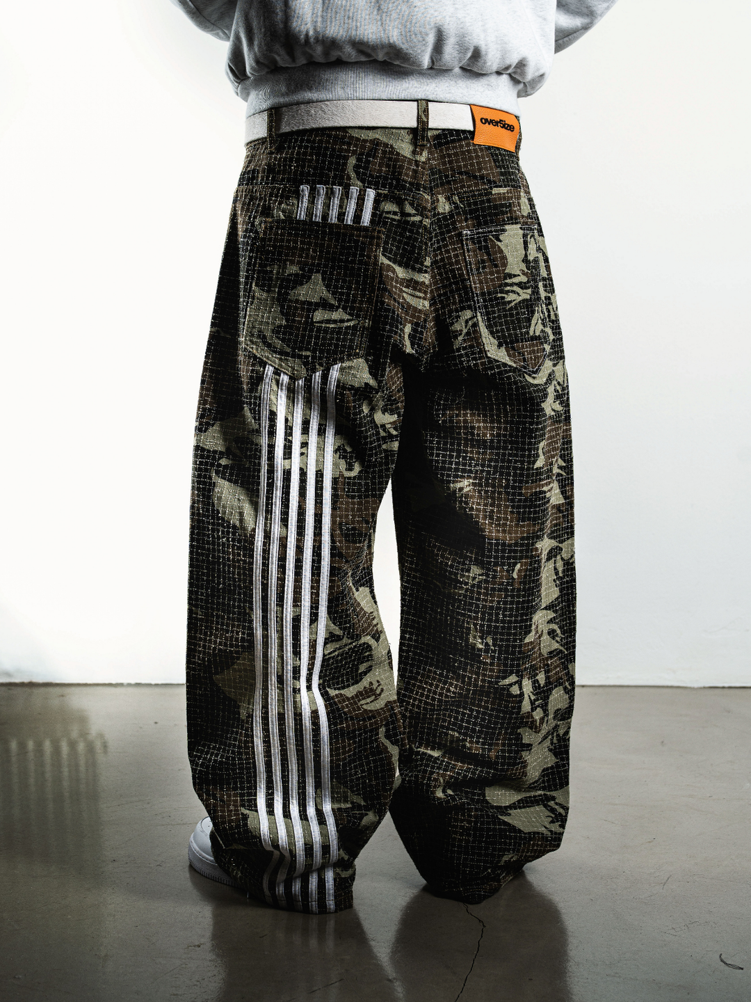OVER5IZE “stripy” DUAL FIT DISTRESSED CAMO JEANS