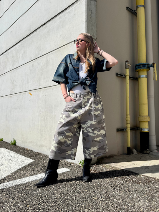 OVER5IZE "guilty" JORTS CAMO