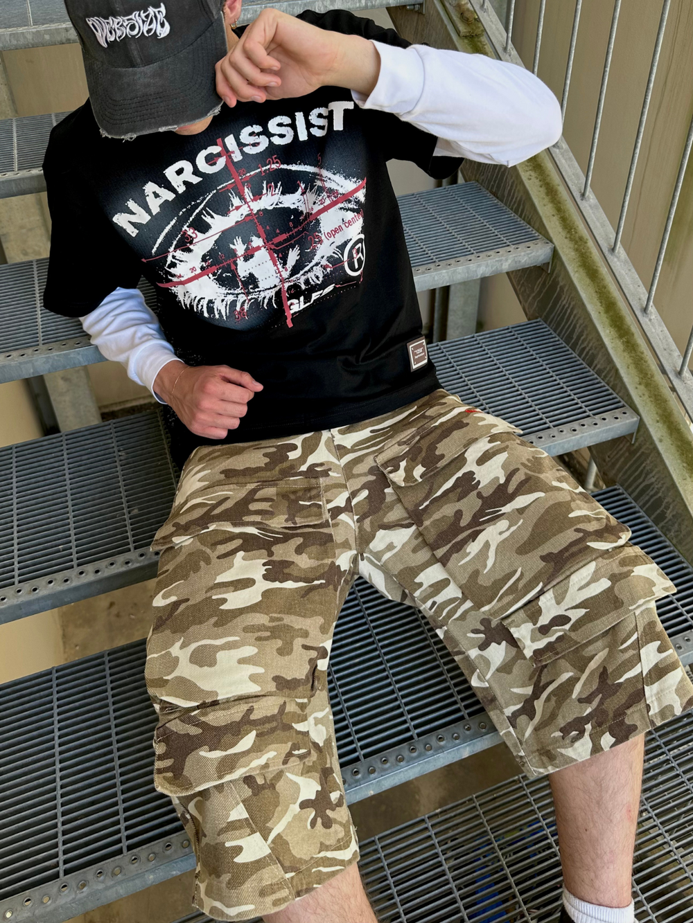 OVER5IZE "narcissist"  HEAVY TEE BLACK