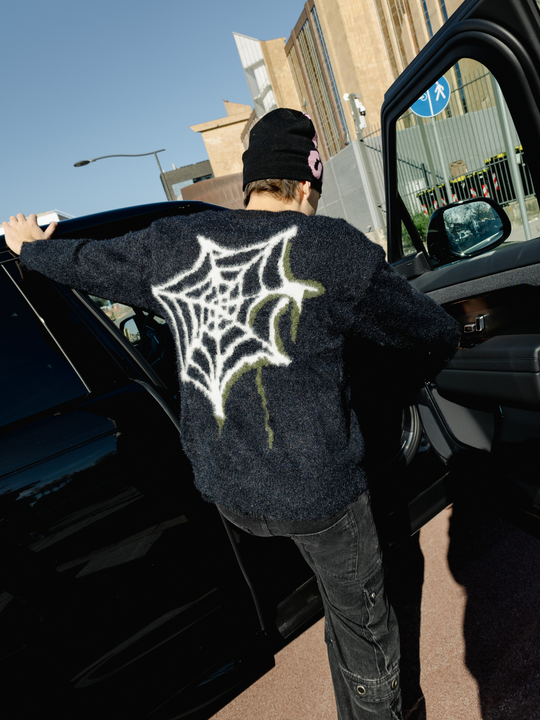 OVER5IZE "spidernest" SWEATER BLACK