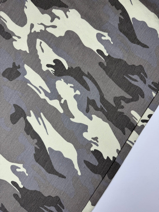 OVER5IZE "guilty" JORTS CAMO