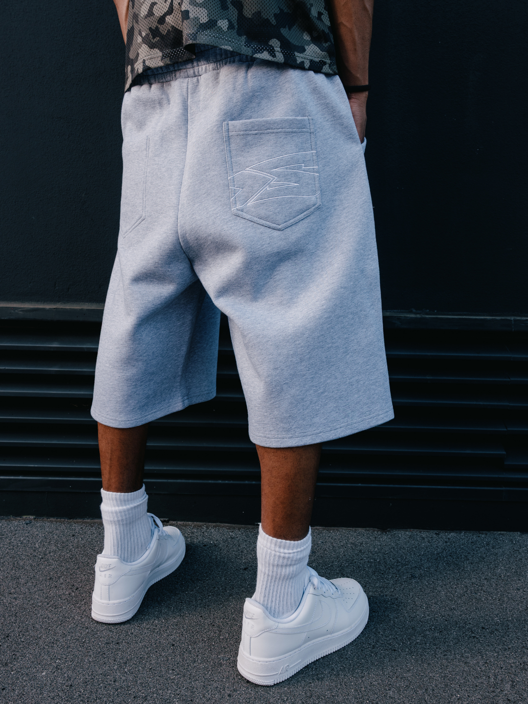 OVER5IZE "rookie" REVERSIBLE JORTS GREY