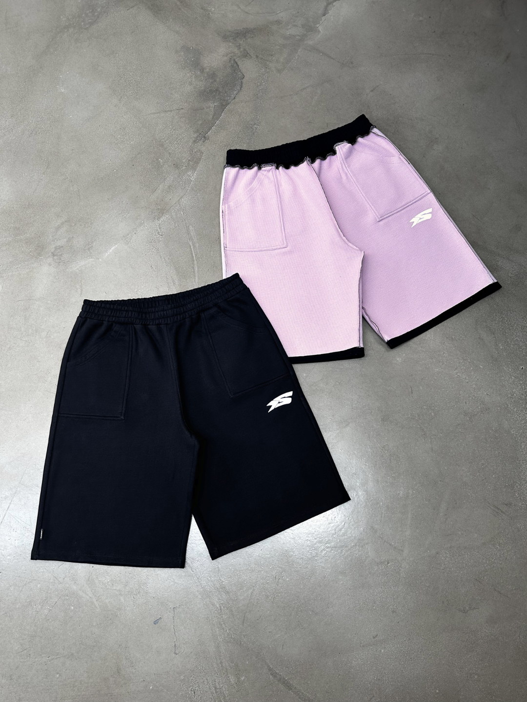 OVER5IZE "rookie" REVERSIBLE JORTS BLACK