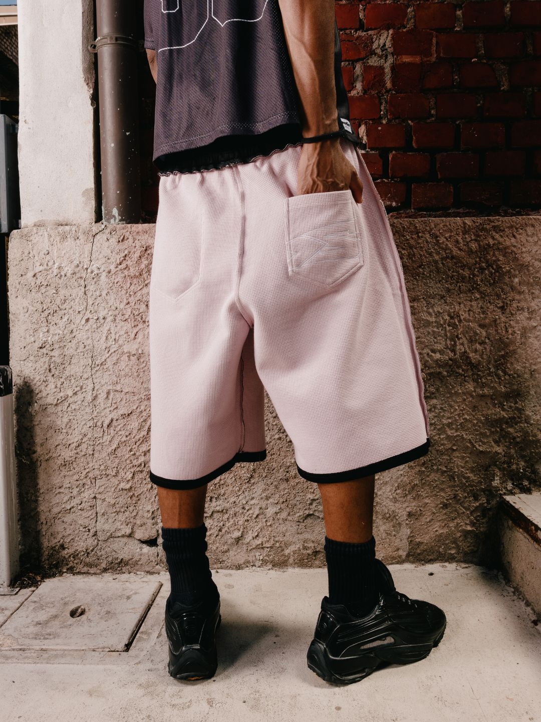 OVER5IZE "rookie" REVERSIBLE JORTS BLACK