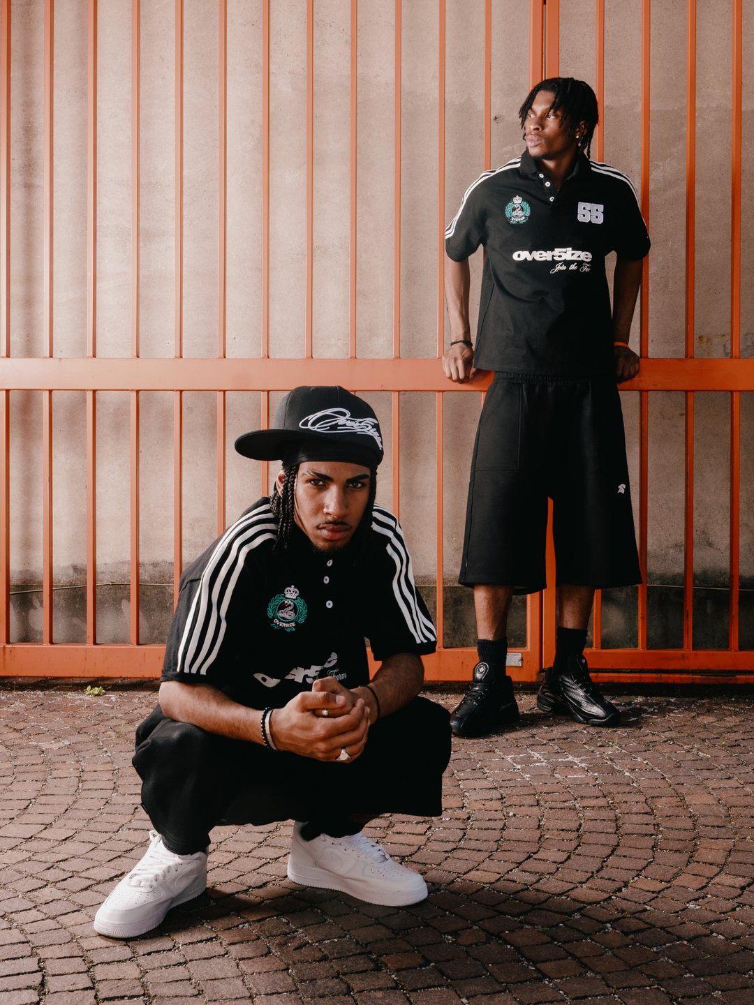 OVER5IZE "slyth" POLO BLACK
