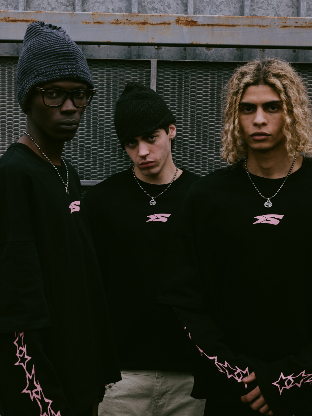 OVER5IZE "Fifty5" LONGSLEEVE BLACK & PINK