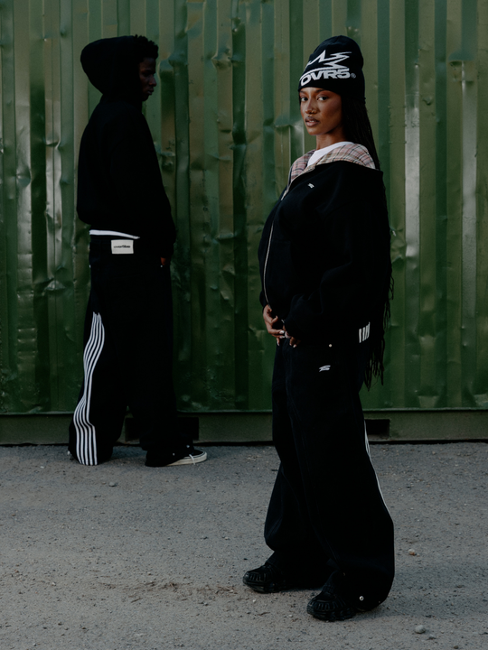 OVER5IZE “forever” REVERSIBLE JACKET BLACK