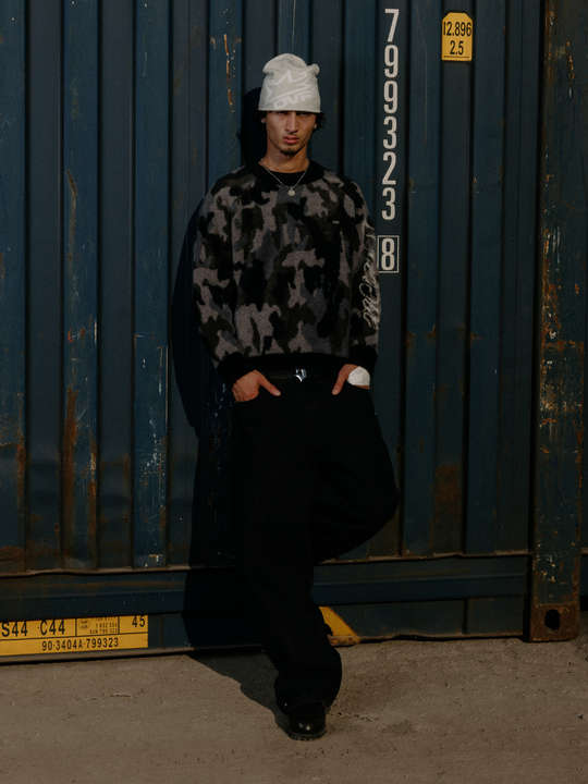 OVER5IZE “wildy” MOHAIR SWEATER CAMO BLACK