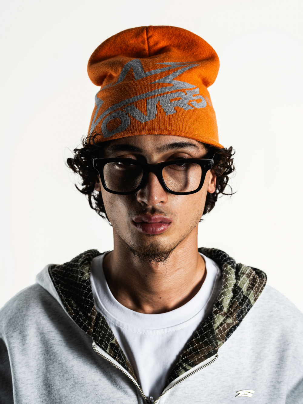 OVER5IZE "star" BEANIE ORANGE & SILVER