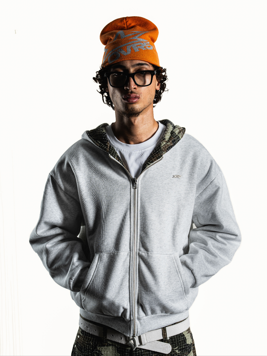 OVER5IZE "star" BEANIE ORANGE & SILVER