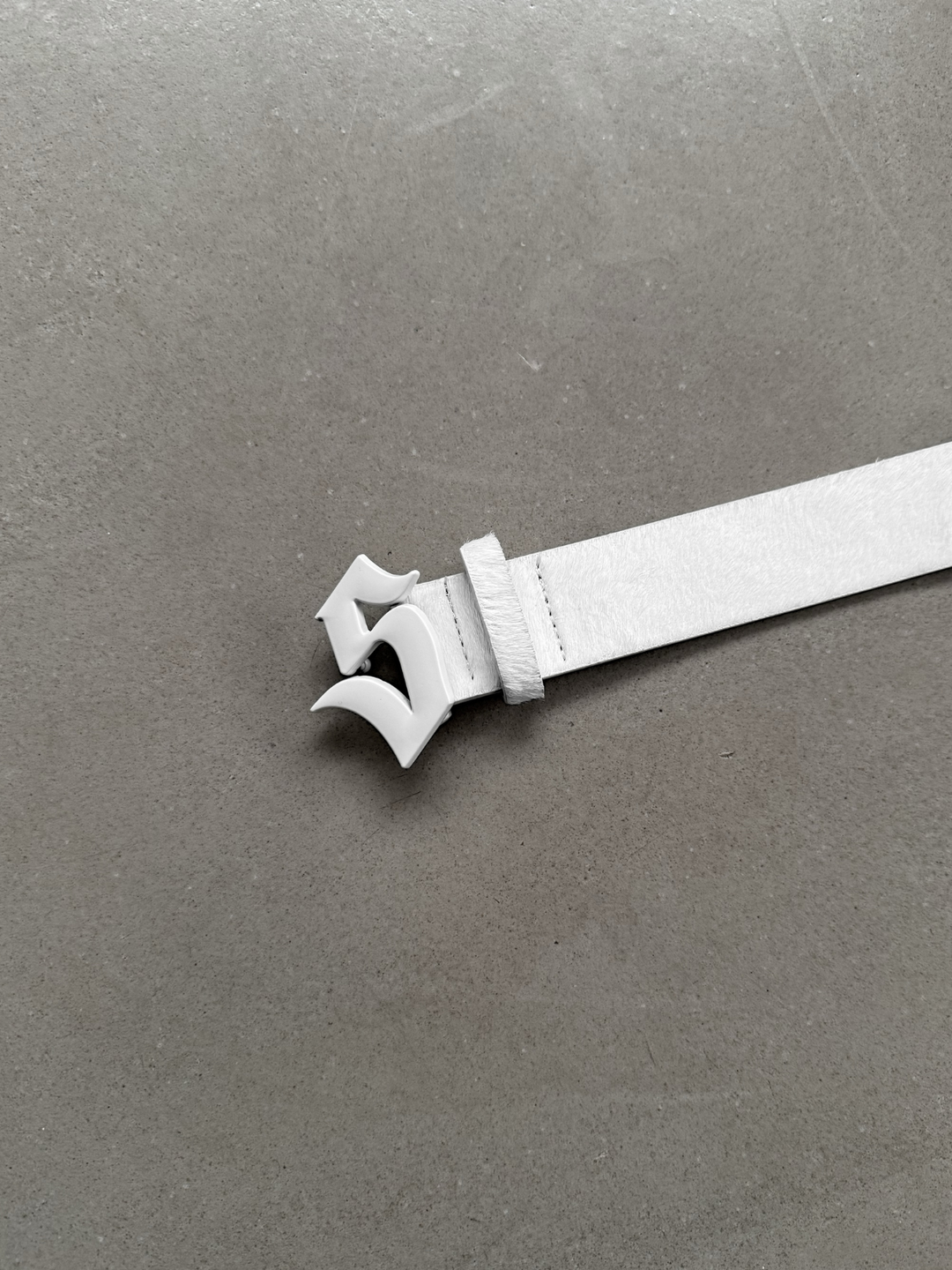 OVER5IZE "five" BELT WHITE