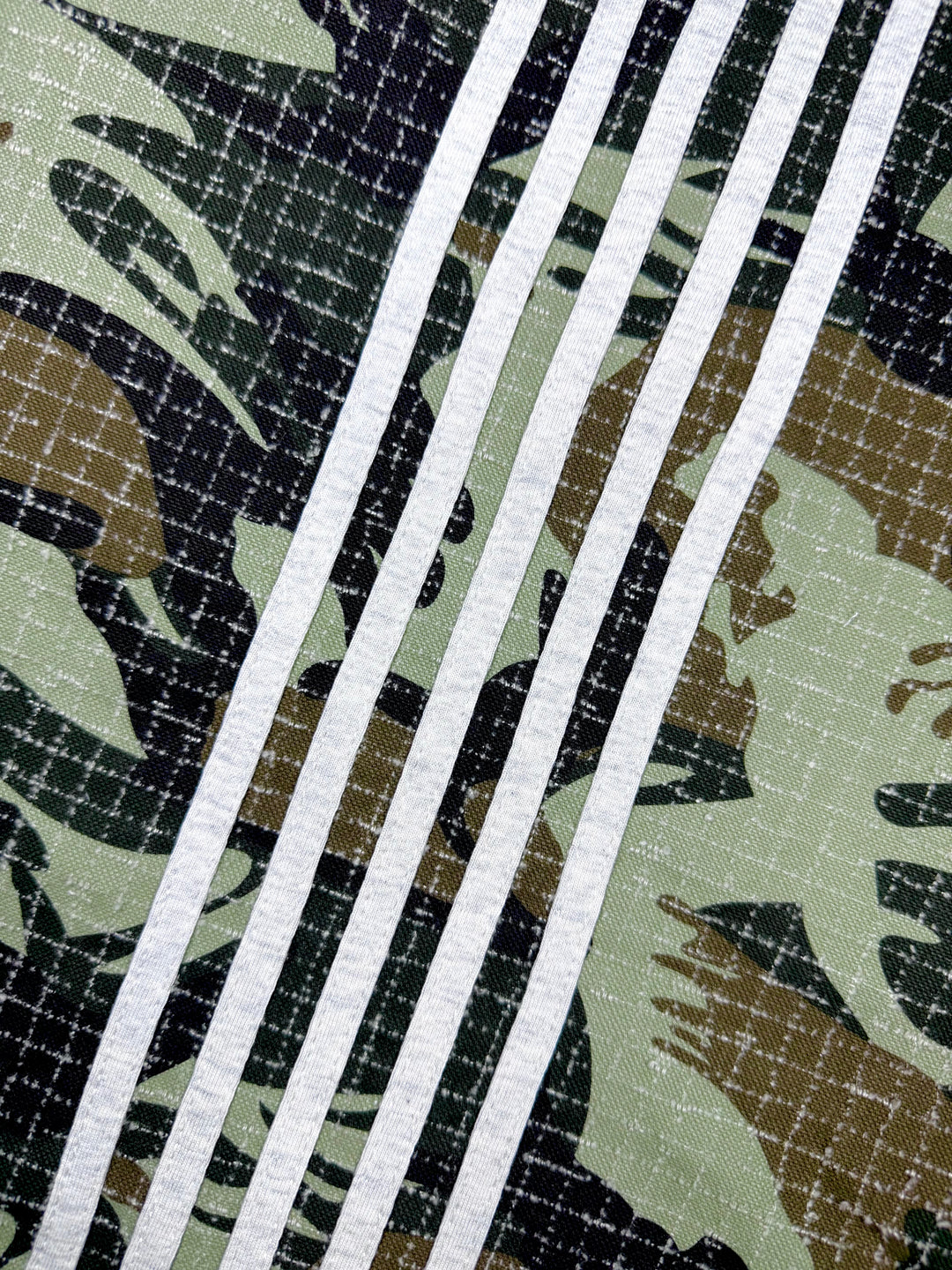 OVER5IZE “stripy” DUAL FIT DISTRESSED CAMO JEANS